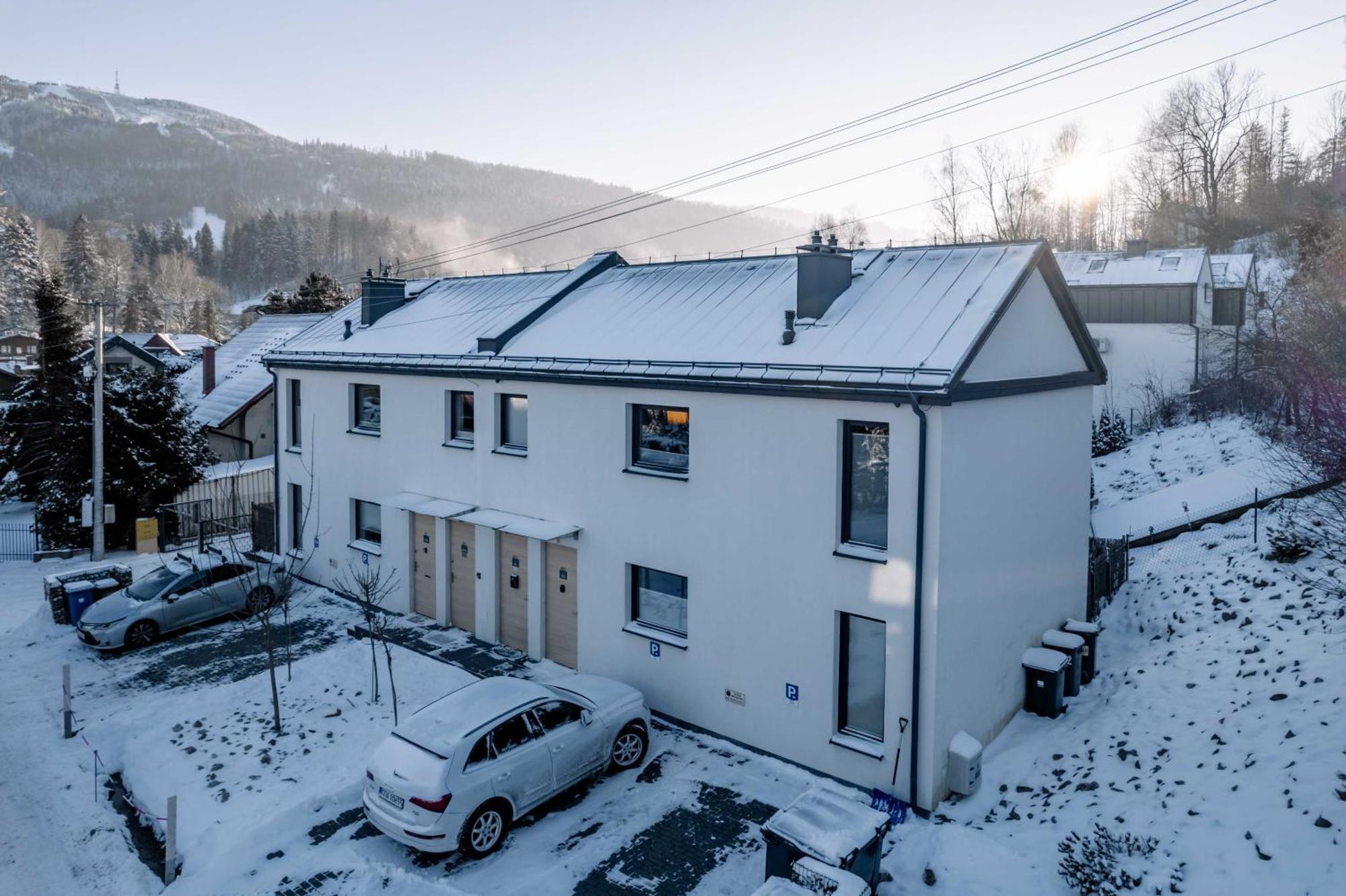 Apartament Kasztanowy Blisko Centrum - Dream Apart Щирк Екстериор снимка